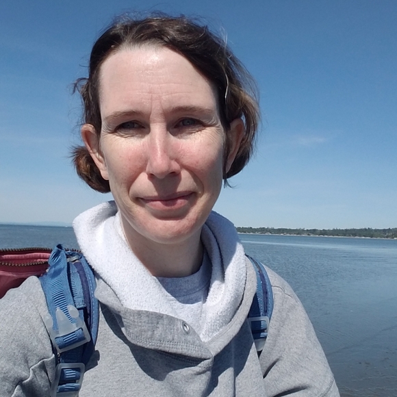 Meet your Posher, Brielle - Picture 3 of 6